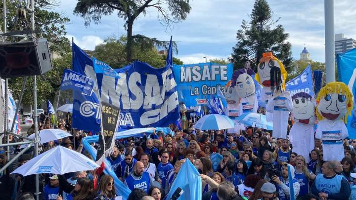 Para Amsafe, es “altísima” la adhesión de los maestros al paro