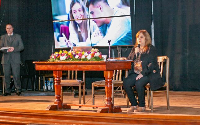 Cantero pidió “una escuela que sea un lugar para todos”