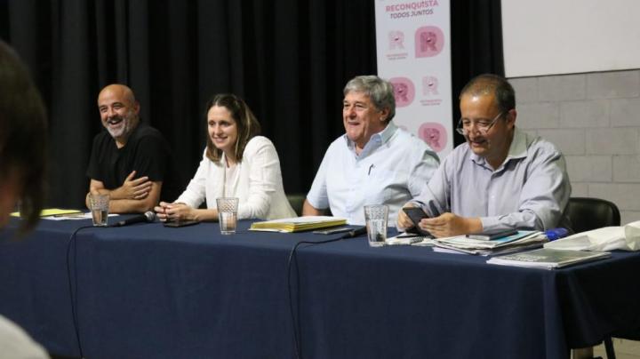 Carlos del Frade, Luis Rubeo, María Laura Corgniali y Fabián Palo Oliver (de derecha a izquierda).