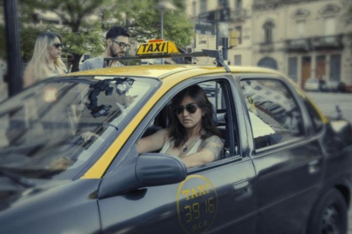 Santa Fe: el 30% de las licencias de taxis serán para mujeres