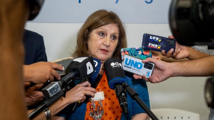 Cantero, a favor de la revisión periódica de salarios docentes