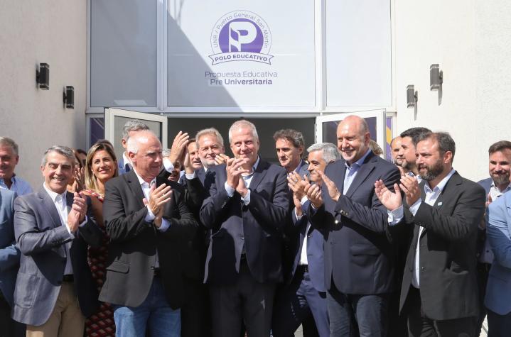 Omar Perotti inauguró el Polo Educativo Puerto San Martín 