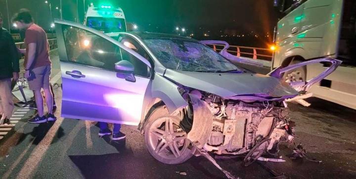Impresionante accidente sobre la Autopista Santa Fe-Rosario