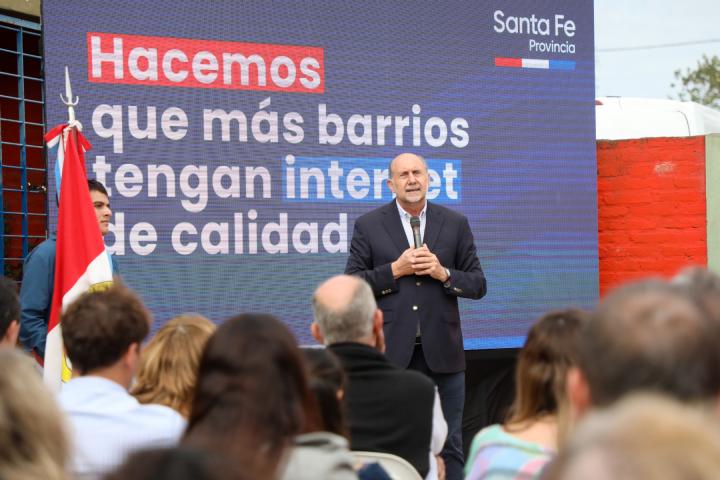 Perotti: “Estamos distribuyendo igualdad, empezando por los barrios populares”