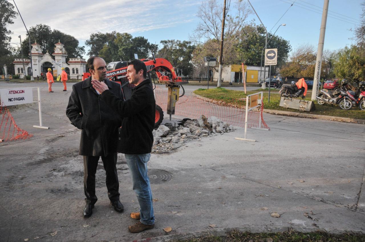Avanzan los trabajos de bacheo en Santa Fe