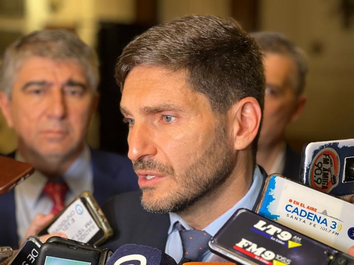 Números en rojo: “Perotti dejó un déficit de $200.000 millones”