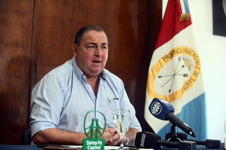 Poletti apuesta a “un boleto de colectivo que la gente pueda pagar” 