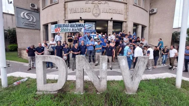 Abrazo simbólico a Vialidad Nacional en Santa Fe