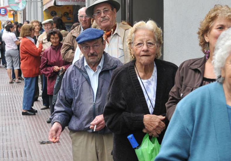 La provincia aumentó las jubilaciones