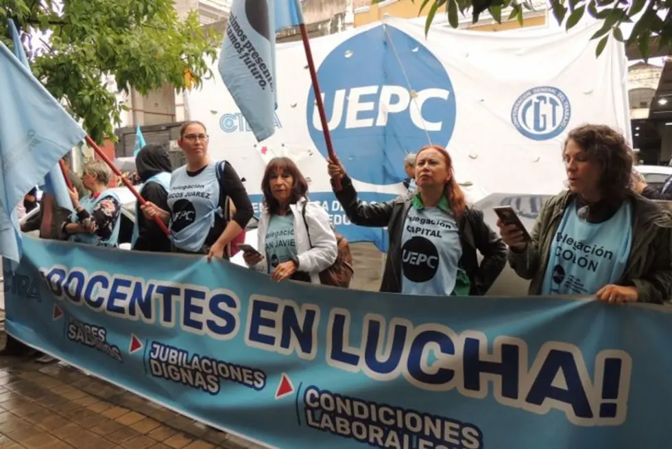 Docentes de Córdoba: ofrecen aumento del 40% para todo 2026