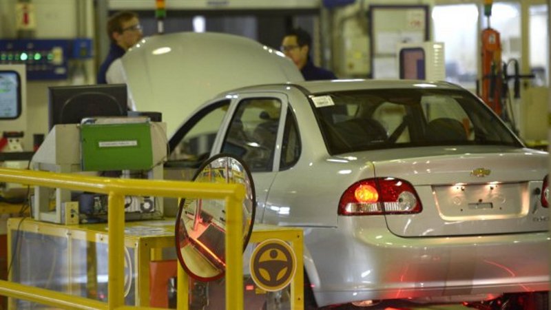 Smata advierte que se pueden perder 800 empleos en GM