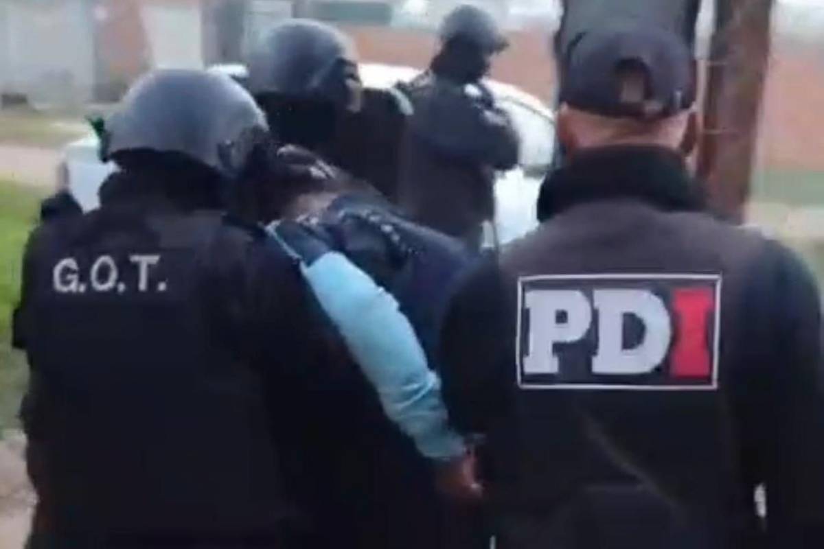 Santa Fe: seis detenidos y secuentran 1,5 kg de marihuana
