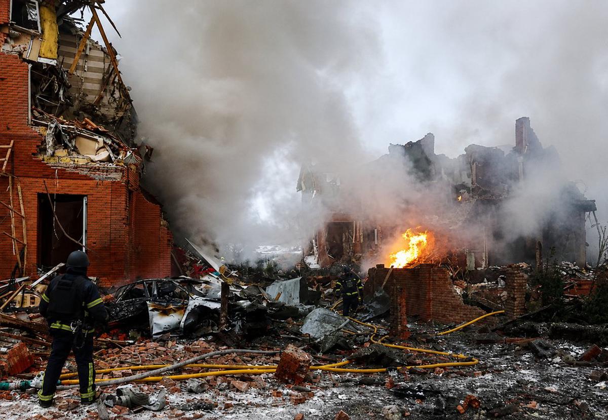 Rusia lanzó un ataque masivo en Ucrania: 22 muertos y devastación en Kiev