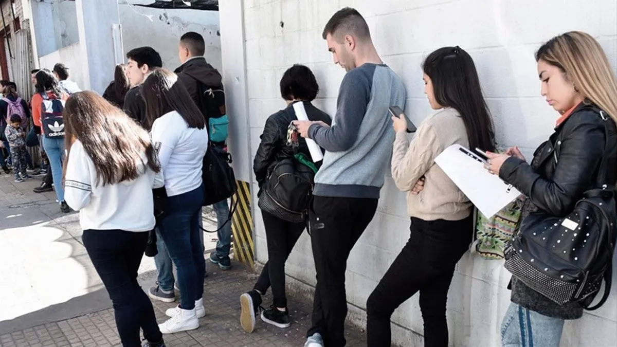 Más de 1,7 millones de personas están desocupadas en Argentina