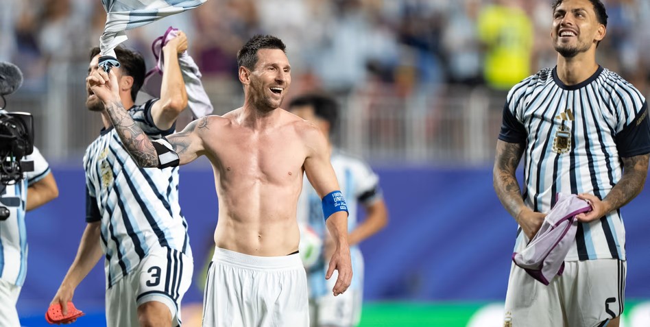 Lionel Messi enfrentó al árbitro: 