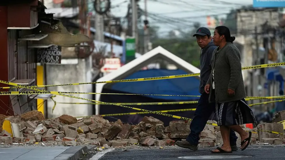 Un terremoto de magnitud 7,4 sacudió México y Guatemala 
