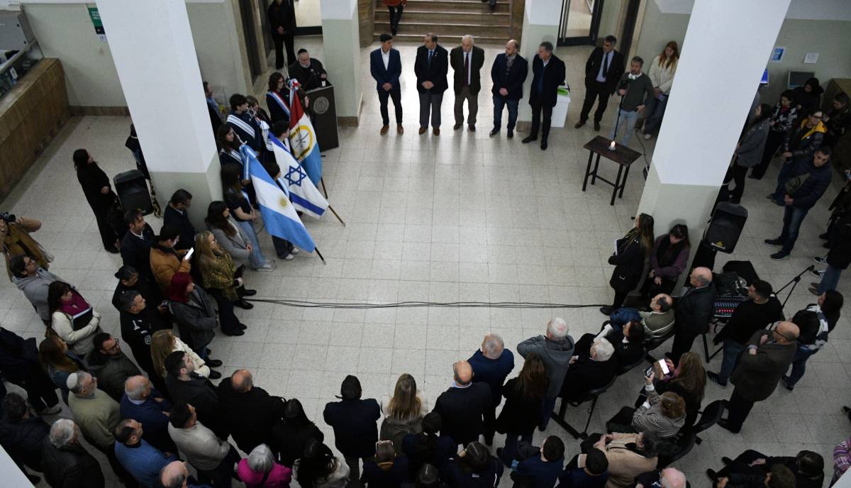 Santa Fe conmemoró un nuevo aniversario del atentado a la AMIA