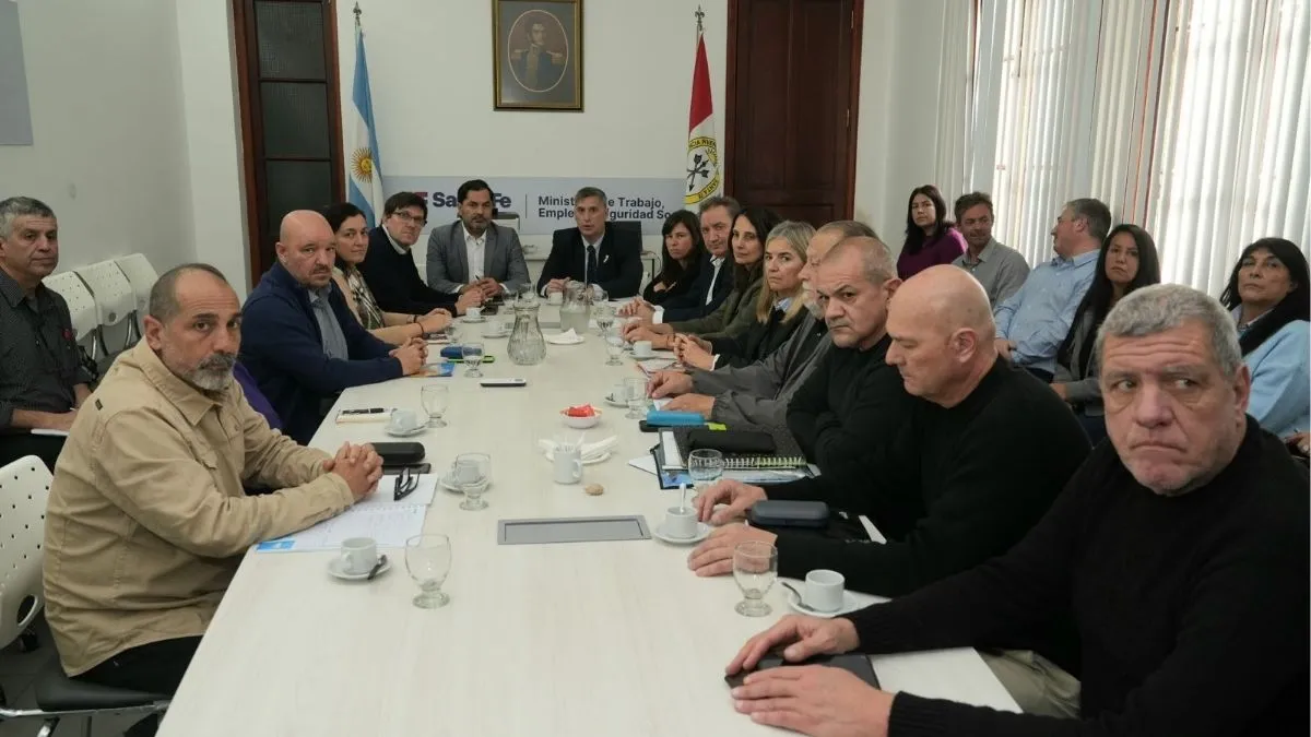 Docentes: Santa Fe ofrece suba salarial de hasta 15 %