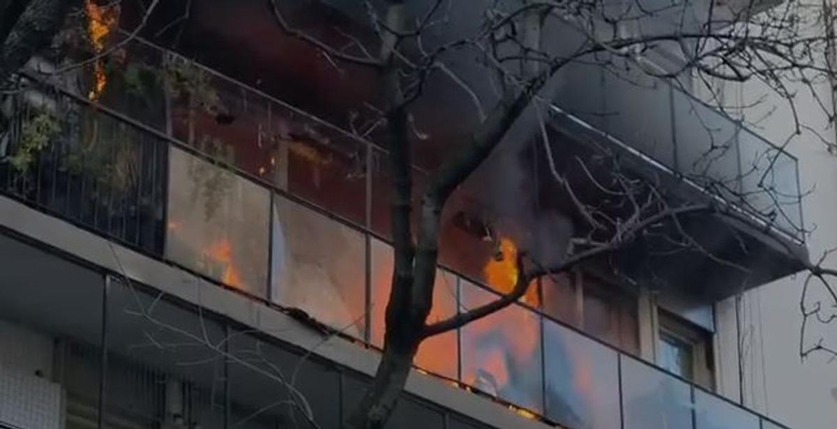 Incendio en un edificio lindero al de Cristina Kirchner