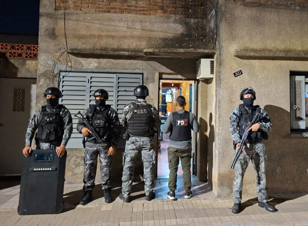 Rosario: detienen a 104 personas en 220 operativos