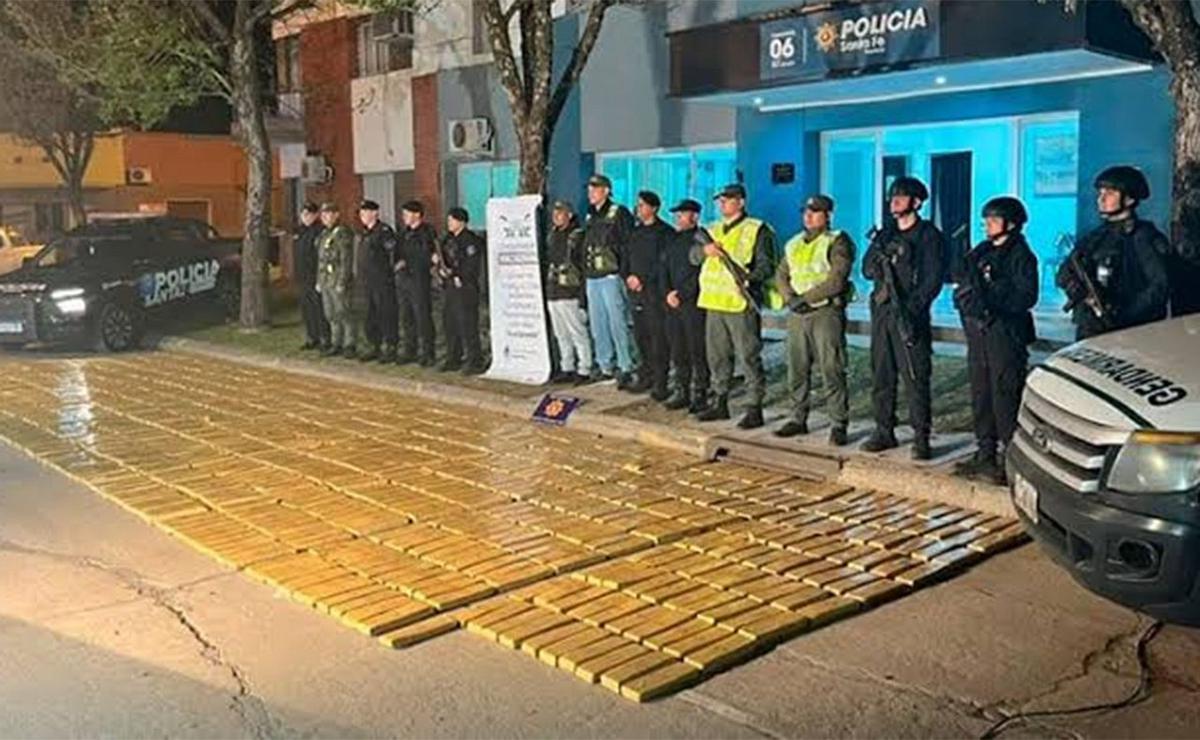 Hallan 1 tonelada de marihuana en un campo de Santa Fe