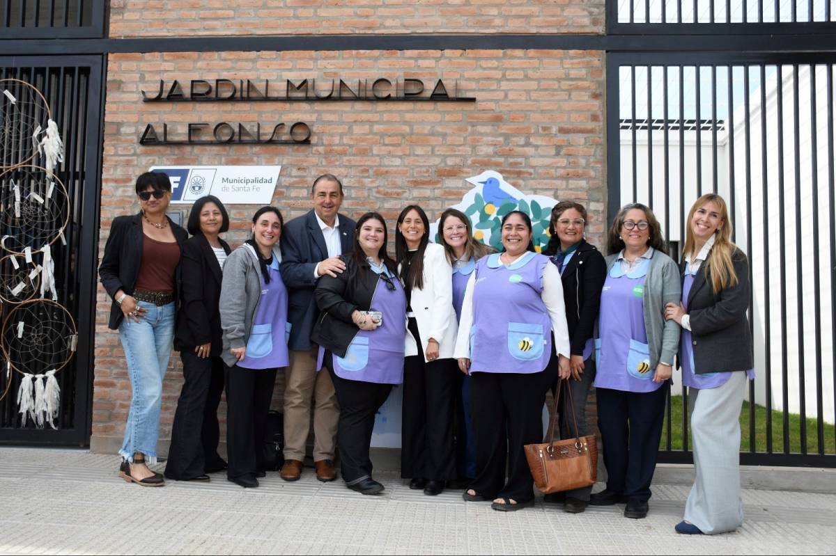 Poletti inauguró el Jardín N.º 18: 