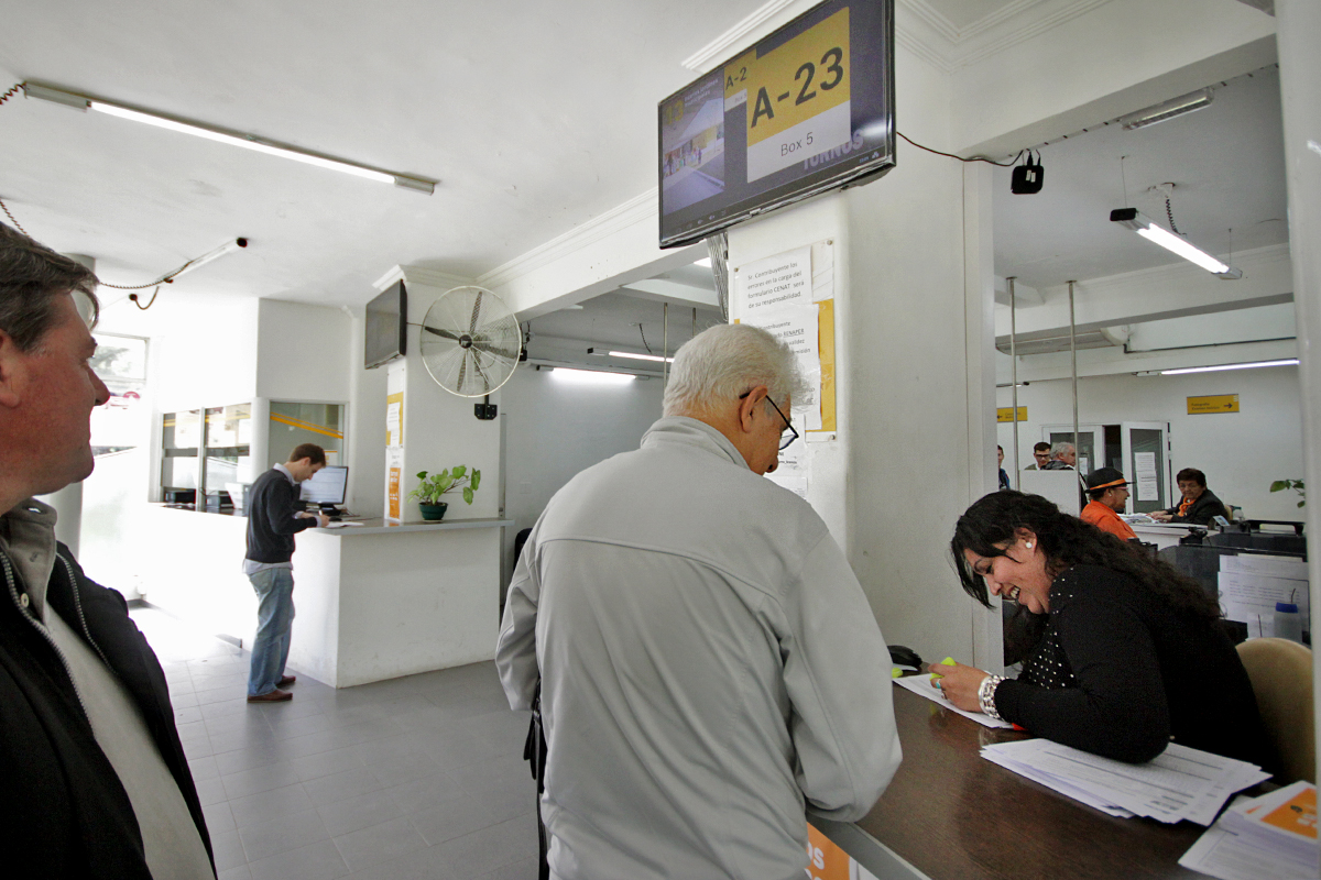Carné de conducir: ya se atienden turnos obtenidos vía web