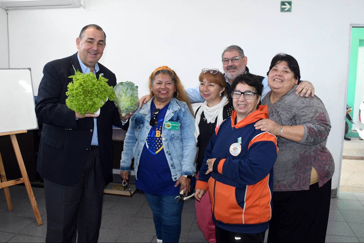 Novedoso modelo de huerta comunitaria para replicar en los centros de salud