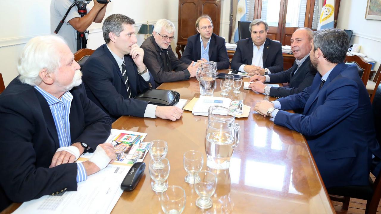 El gobierno hará una propuesta a los empleados públicos