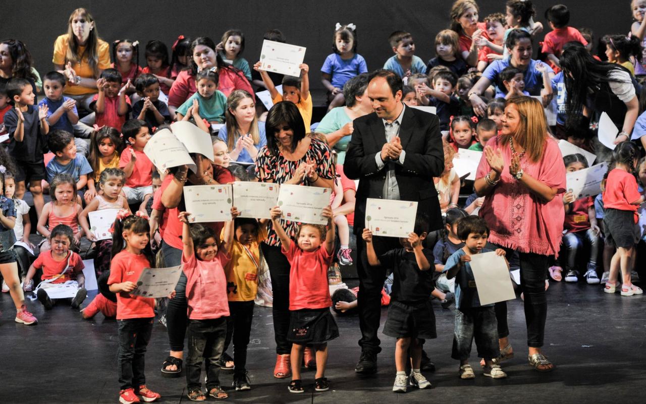 Corral mostró orgullo por los jardines municipales