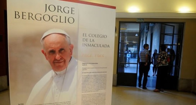 Un recorrido nocturno por el Paseo del Papa Francisco