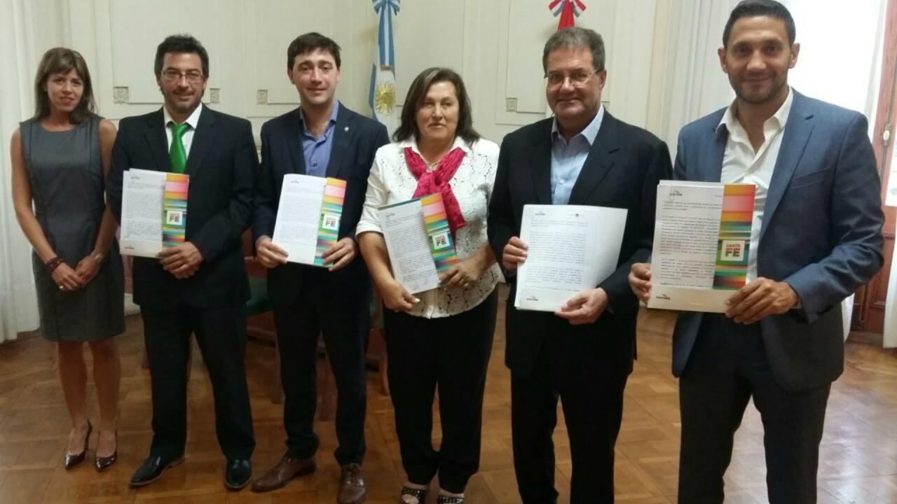 Agilizan trámites a santafesinos descendientes de libaneses