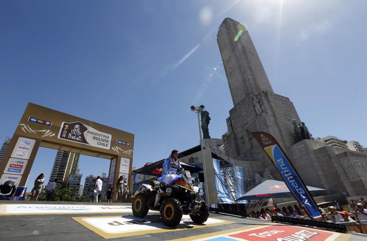 Diagraman un amplio operativo de control por la llegada del Dakar a Rosario