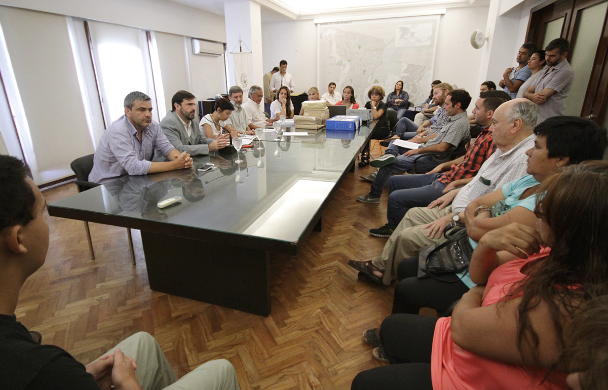 Invertirán $ 285 millones para obras en dos barrios de Santa Fe