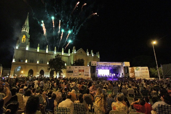 El Festival de los Festivales atrapó a miles de santafesinos