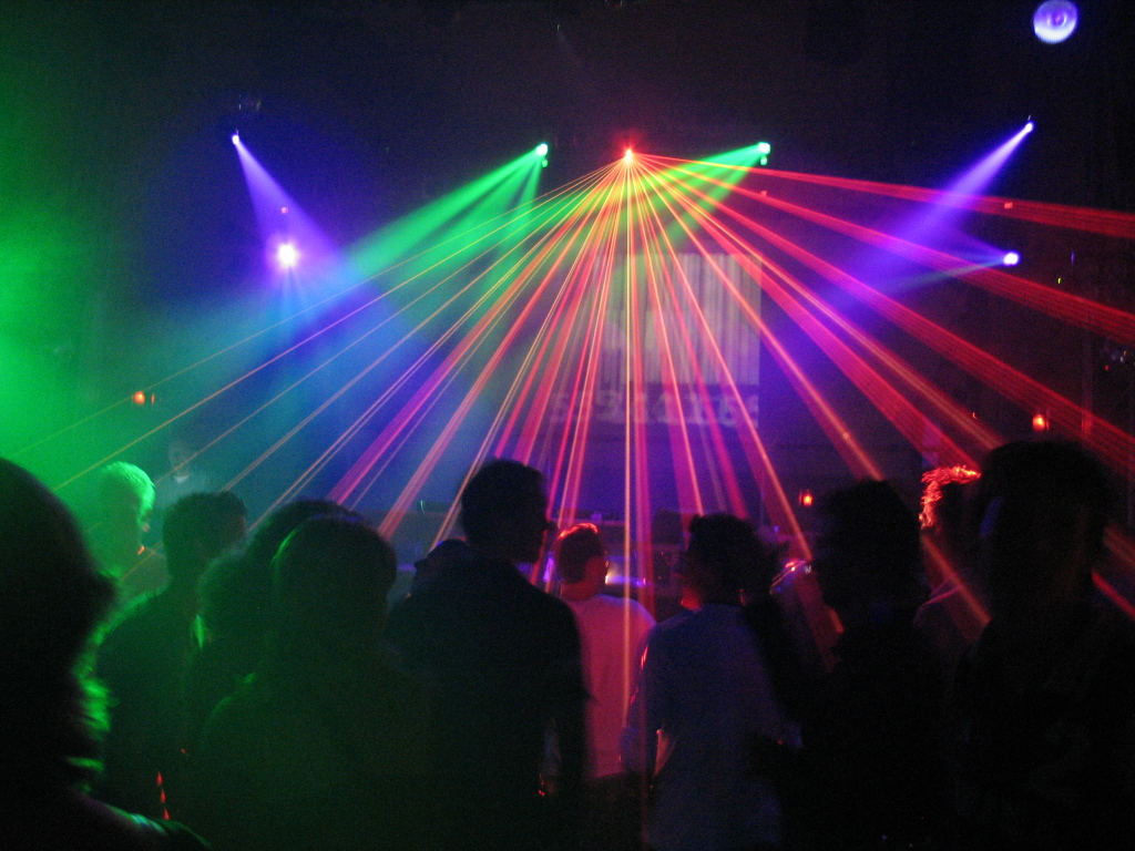 Tras su regulación, la noche venadense trajo orden y paz