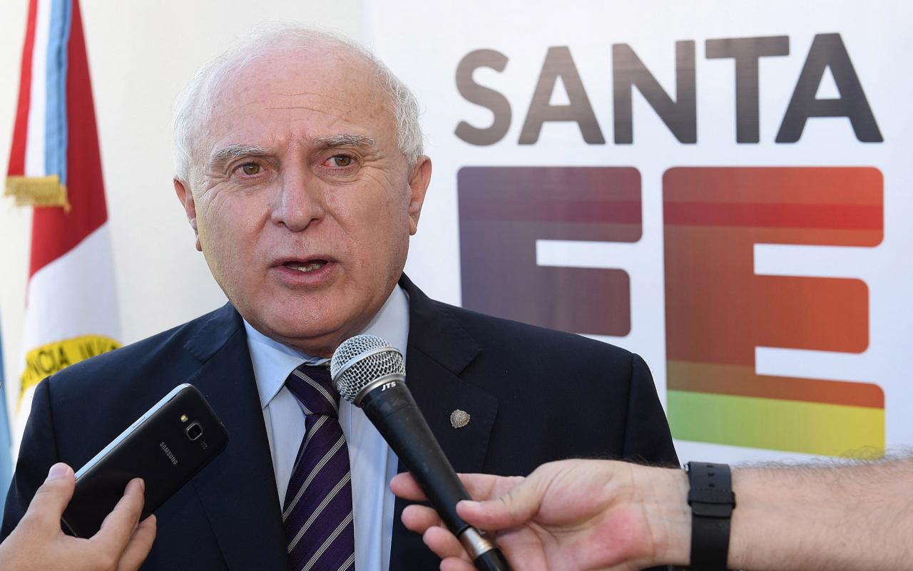 Lifschitz: “Las paritarias serán sin piso ni techo” 