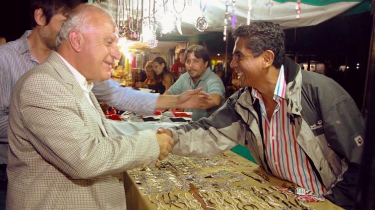 El gobernador participó de la Feria de Arte Criollo