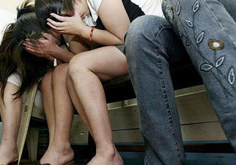 Cesantearon a un agente judicial condenado por abuso sexual de una menor