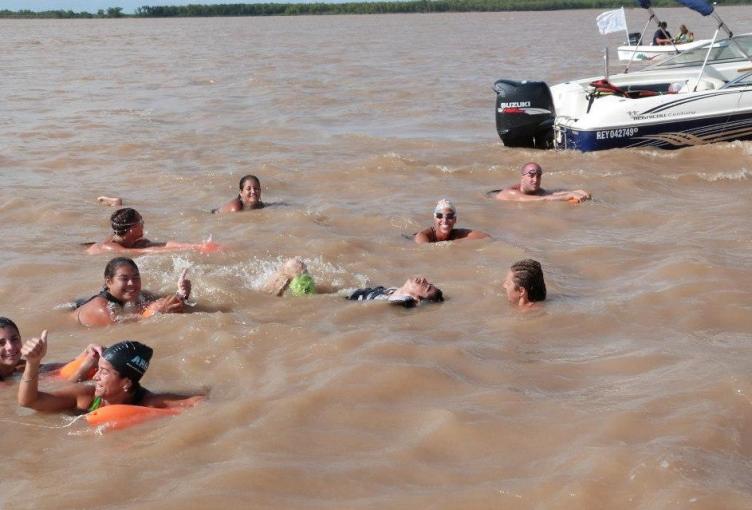 Los “Tiburones” vuelven a nadar en el río Paraná