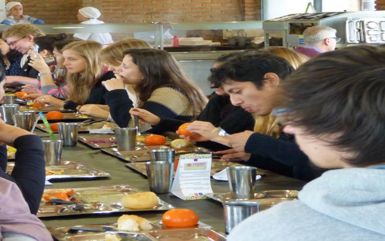 El comedor universitario de la UNL abrió sus puertas