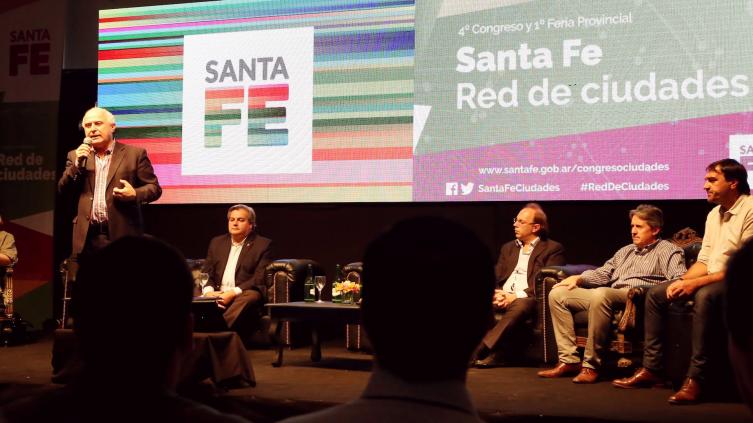  Lifschitz clausuró el Congreso Red de Ciudades