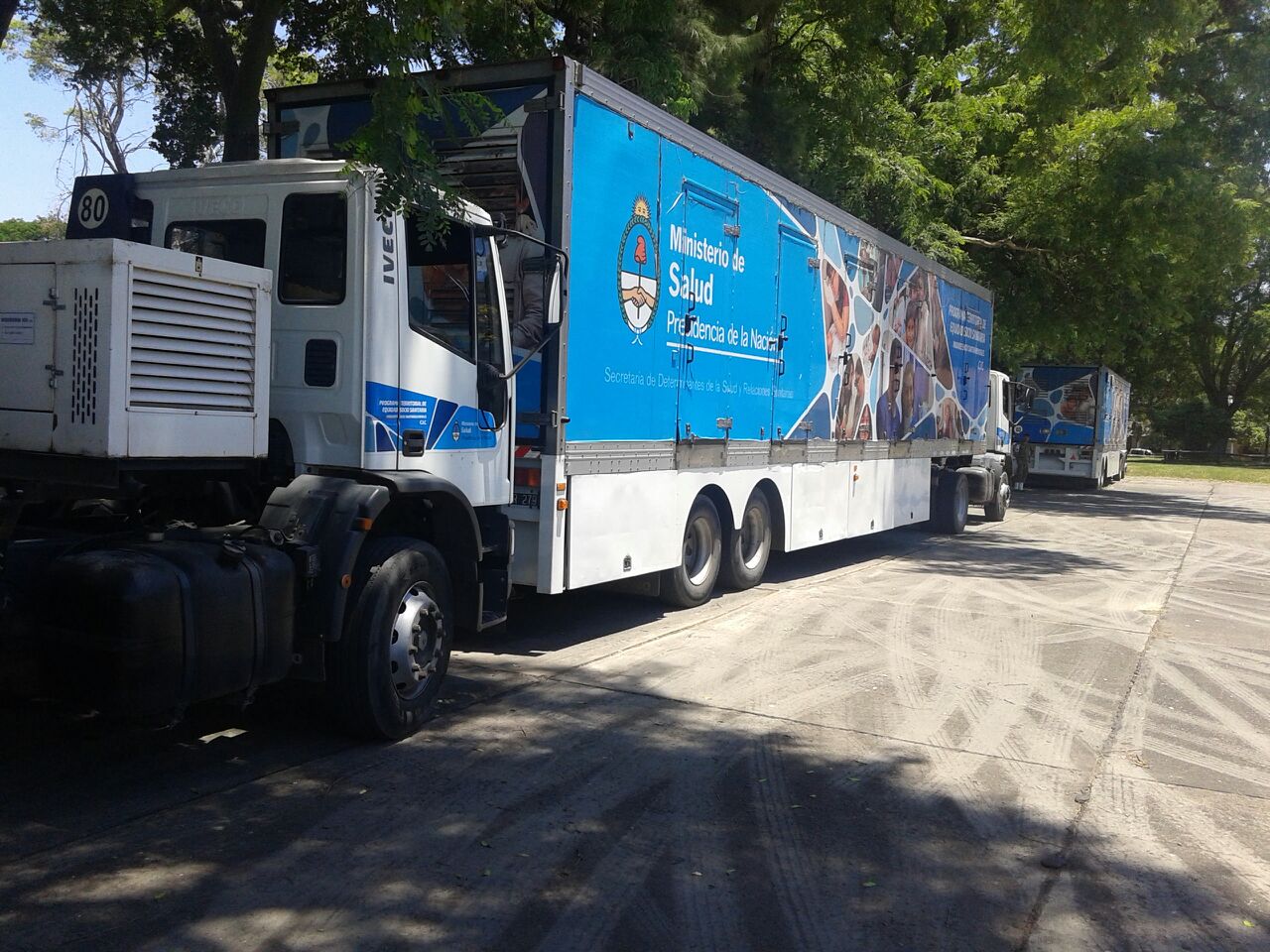 La Naciòn envió tres camiones sanitarios a Santa Fe