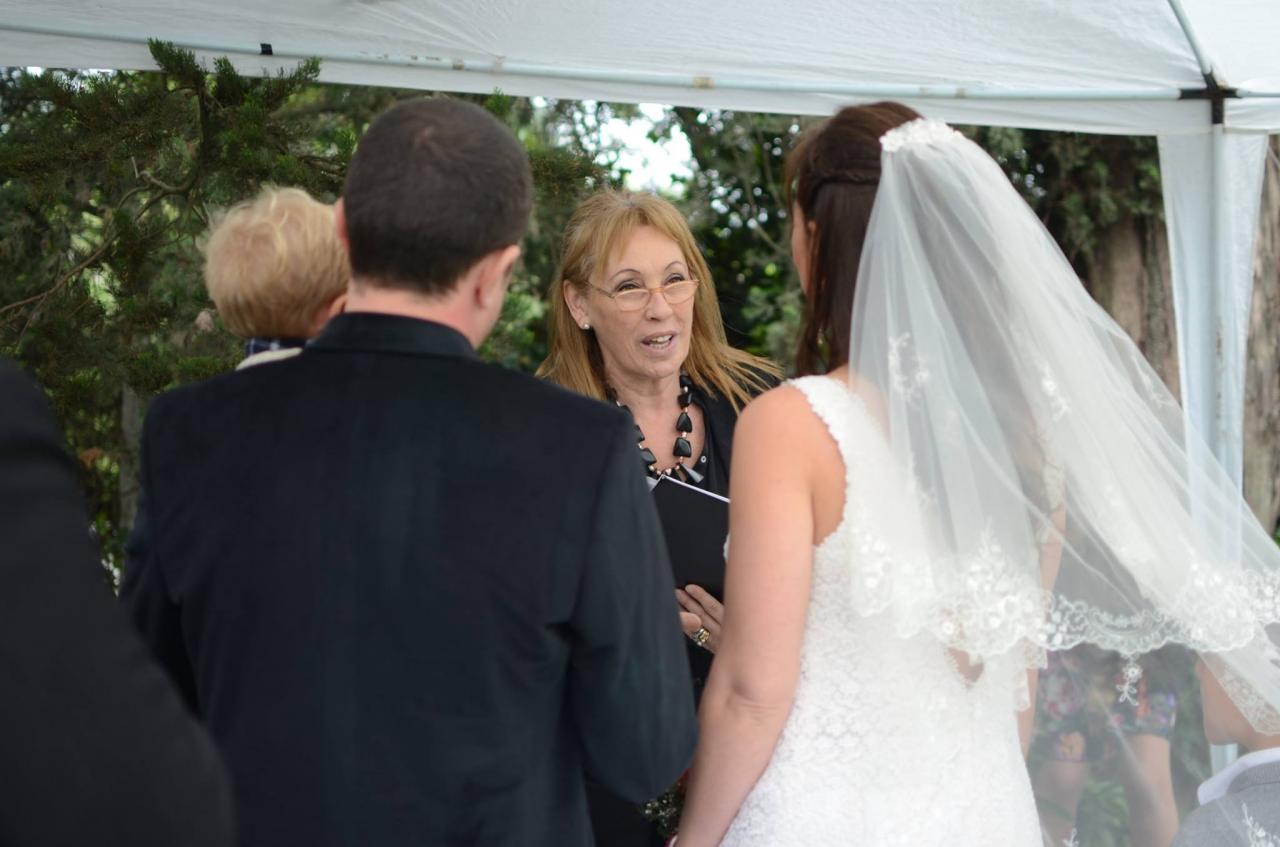 Casamientos: el delivery a domicilio cuesta 7.000 pesos