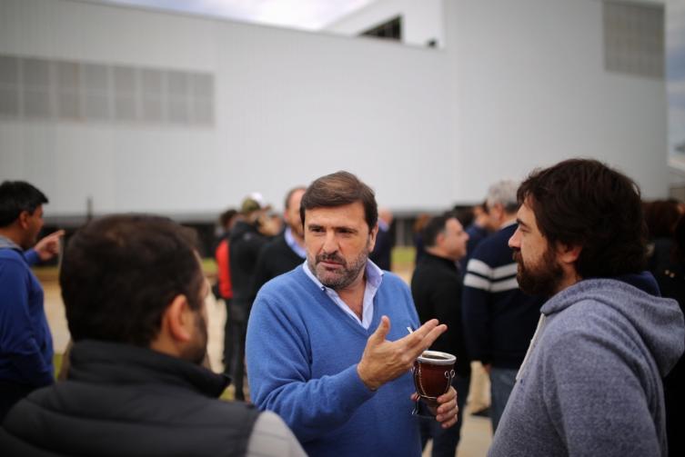 Pereira junto a empresarios gastronómicos y de emprendimientos bailables.