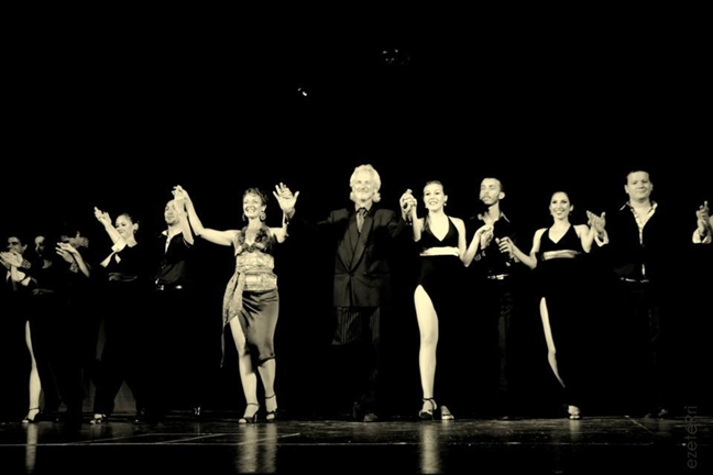 “La ciudad danza” al ritmo de 2x4