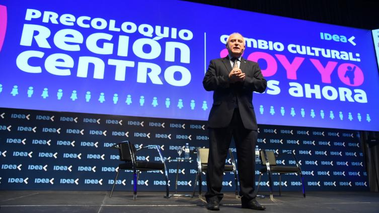 Lifschitz en el Precoloquio de IDEA