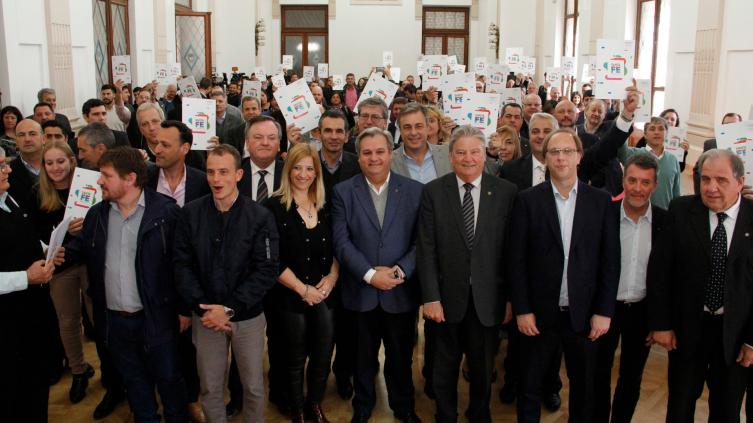 Provincia destina 300 millones al Programa Equipar Santa Fe